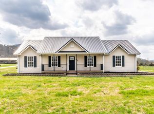 524 Red Lick Rd, Berea, KY 40403