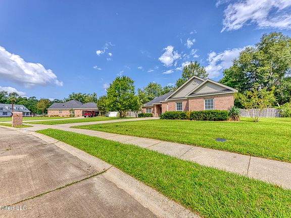 3rd image of 11429 Ashton Ln E
