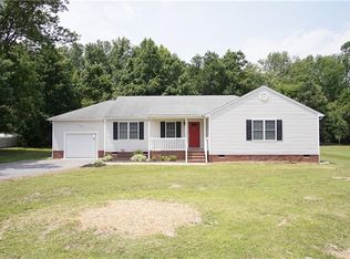 9926 Cedar Ln, Disputanta, VA 23842