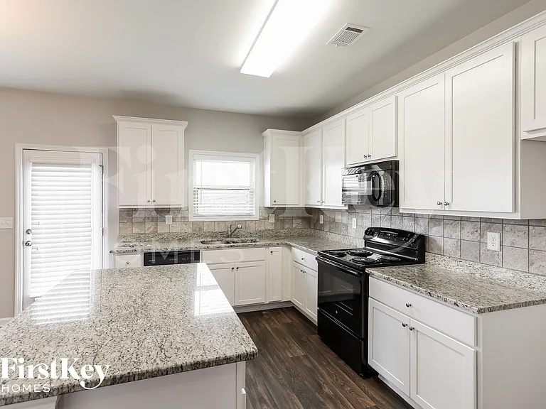 2142 Massey Ln — Photo 6