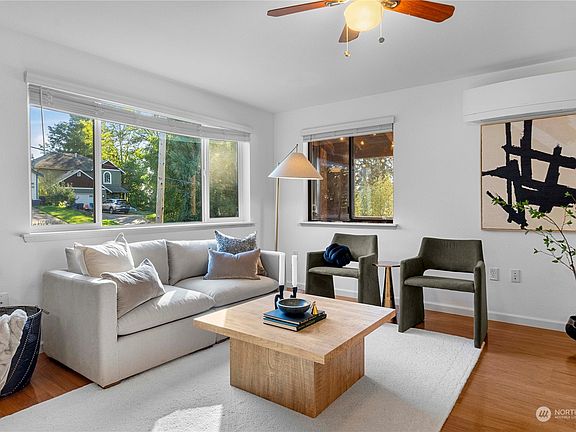 4th image of 1608 5th Avenue SE