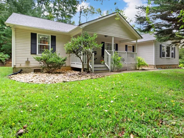 42 Bushwald Ln, Swannanoa, NC 28778