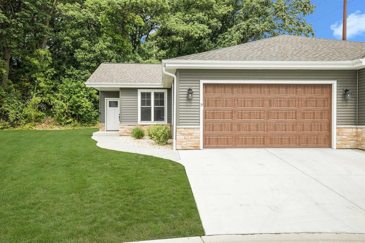 W7986 County Road B UNIT 3, Lake Mills, WI 53551 | Zillow