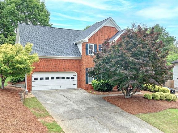 2nd image of 10665 Wren Ridge Rd