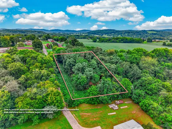 1430 Mountain View Dr, New Market, TN 37820