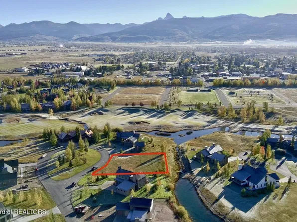 865 Golden Thread Ct, Driggs, ID 83422