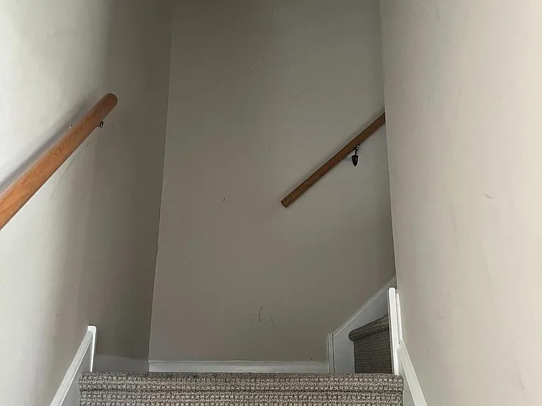 32 Foxglove Dr — Photo 5
