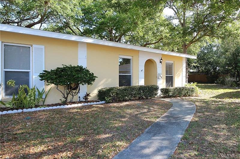 1st image of 1034 De Soto Dr