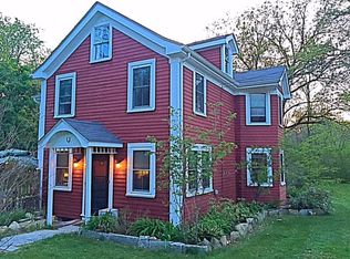 37 Elm St, Blackstone, MA 01504