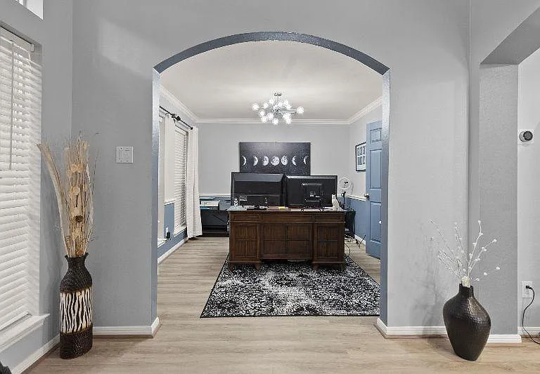 Work from home? Don't sweat. This fully furnished office with super fast Wifi, spacious executive desk, 32 inches monitor, leather chair, paper shredder, wireless printer