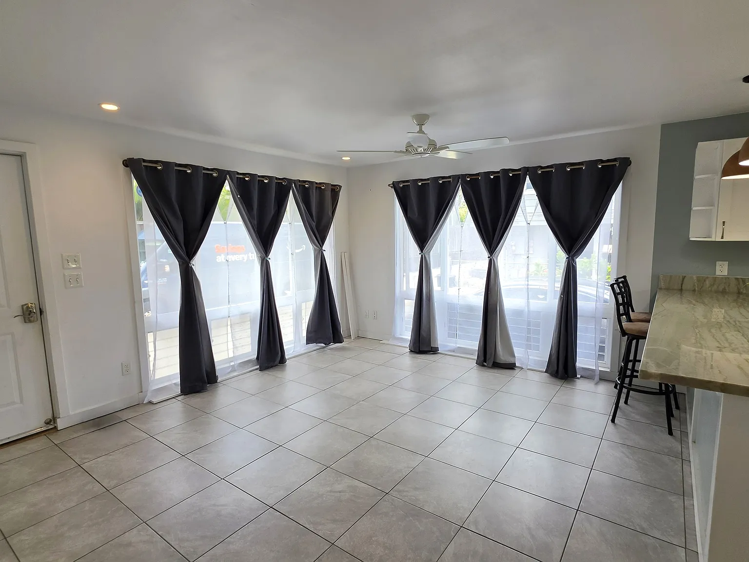 2 bed, $4,200 — Photo 2