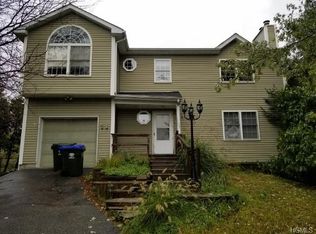 8 Pilgrim Ln, Washingtonville, NY