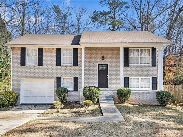 1767 Big Horn Ct SE, Conyers, GA 30013