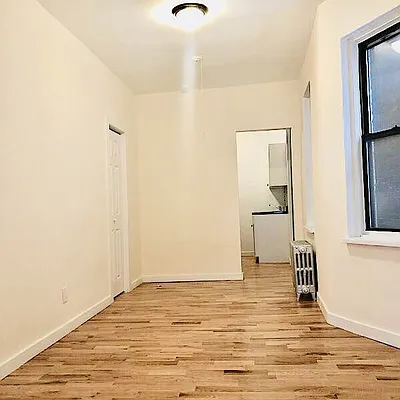 Rented by Compass | media 13