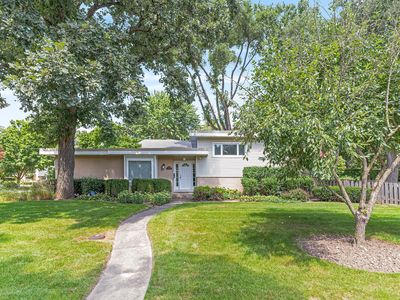 2843 Twin Oaks Dr, Highland Park, IL, 60035