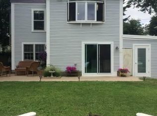163 Lothrop St, Beverly, MA 01915