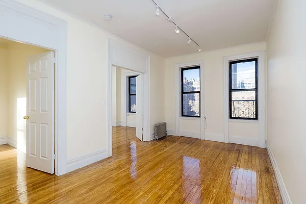 Rented by Town Residential | media 21