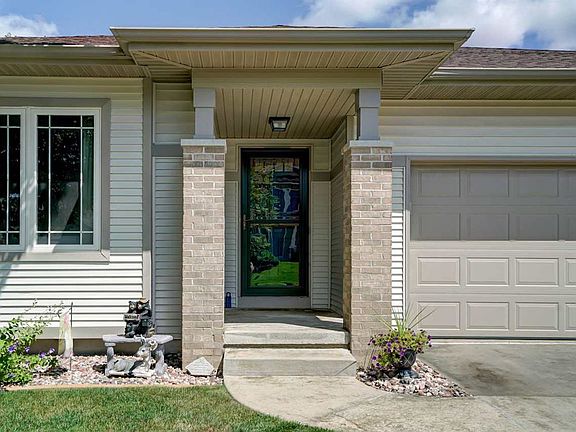 2nd image of 7854 Twinflower Dr