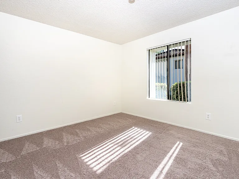 Woodbend Apartments — Photo 61
