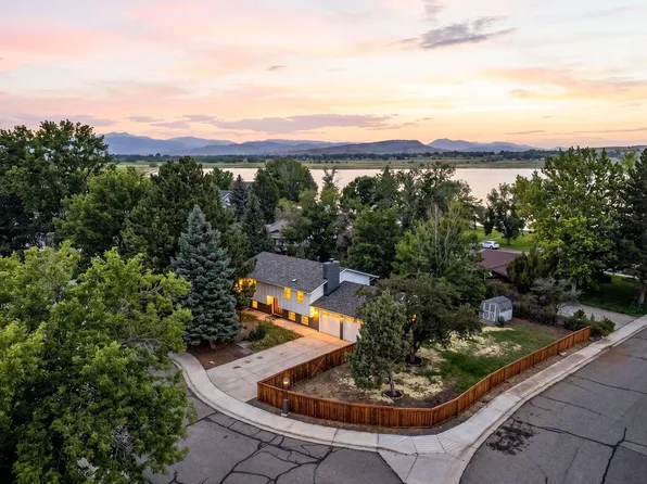 3525 Lakeview Cir, Longmont, CO 80503