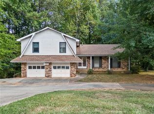235 Shallowford Rd NW, Kennesaw, GA 30144