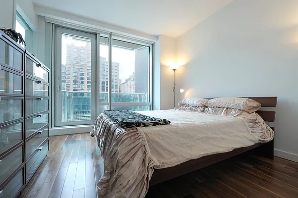 Rented by Keller Williams NYC | media 8