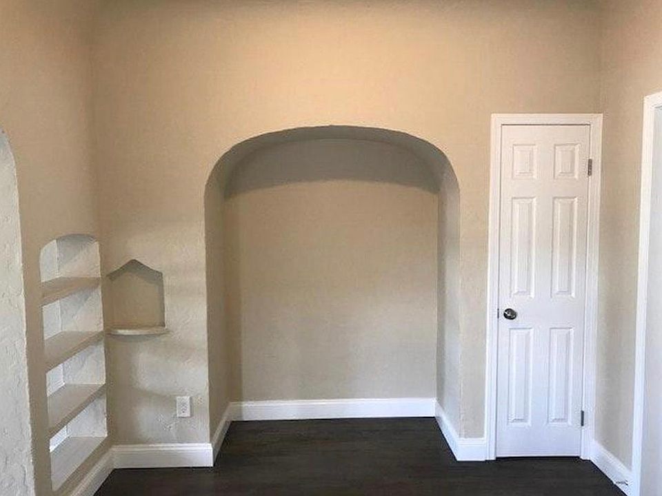 Dining space 