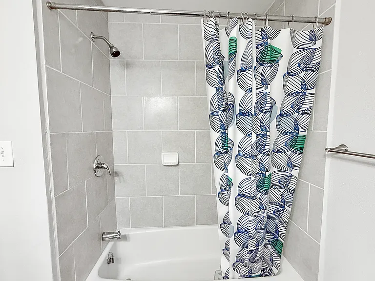 7707 Broadway St #6A — Photo 9
