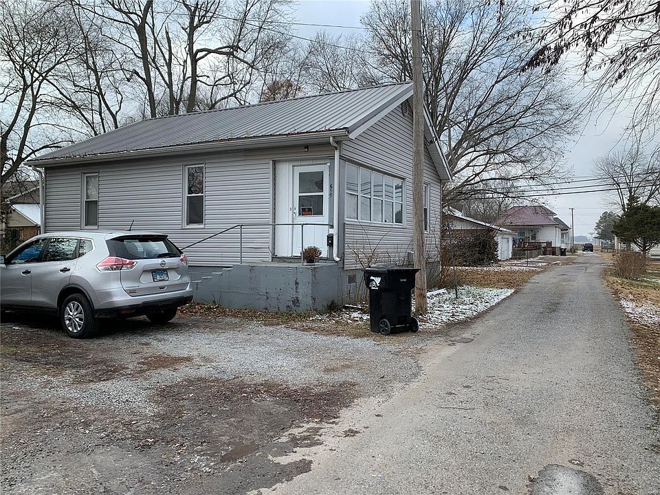 1st image of 615 N Jackson St #A