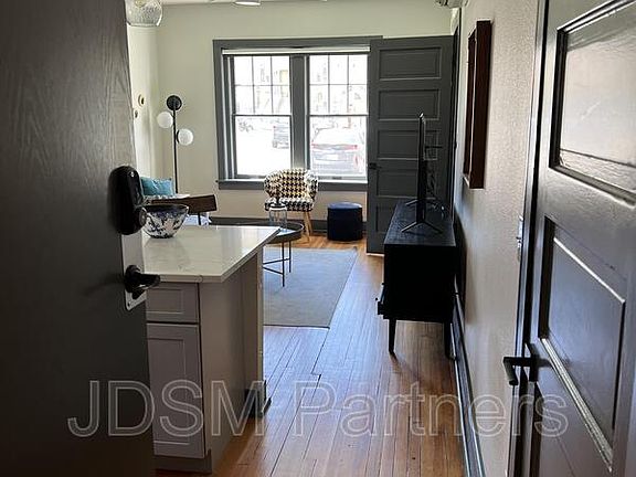 2nd image of 630 E 16th Ave #102