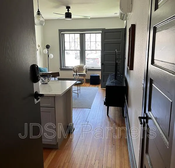 630 E 16th Ave #102 — Photo 2