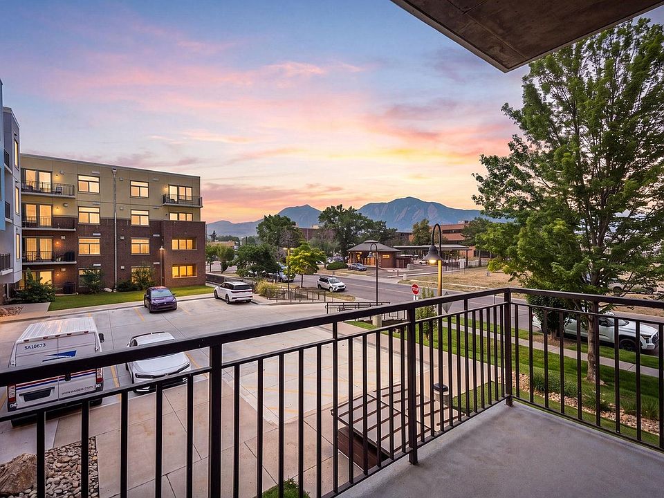 1st image of 3401 Arapahoe Ave #220