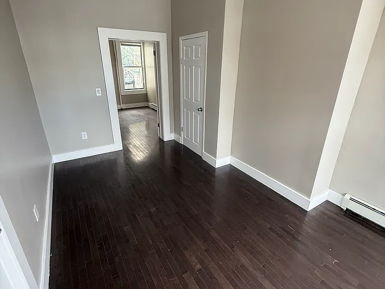 376 Lincoln Ave #1 — Photo 7
