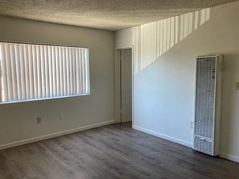 320 W Artesia St #16 — Photo 3