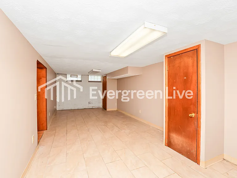 13762 Shady Oak Blvd — Photo 14