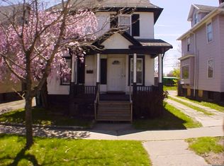 321 Emerson St, Rochester, NY 14613