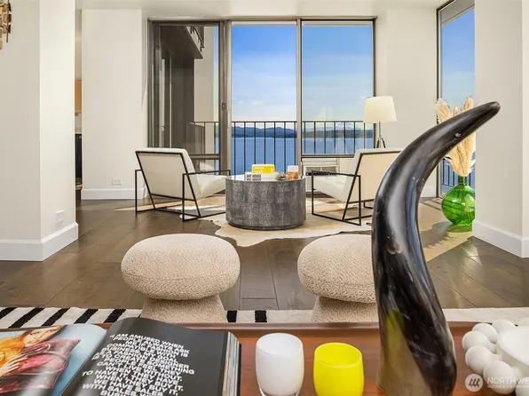 1620 43rd Avenue E #8C, Seattle, WA 98112