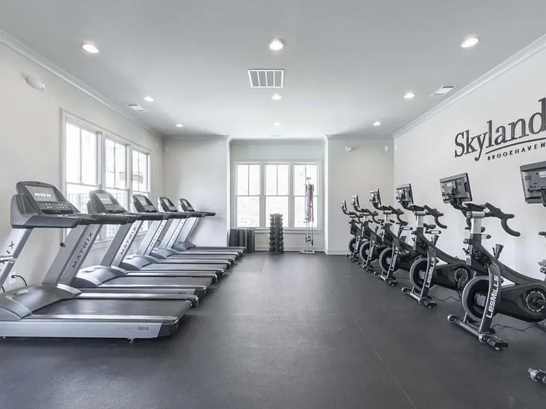 2500 Skyland Dr #20 — Photo 31
