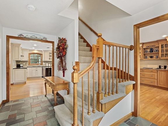 2nd image of 68 Jordan Dr