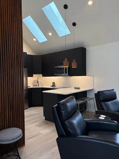 1 bed, 672 sqft, $3,000 — Photo 4