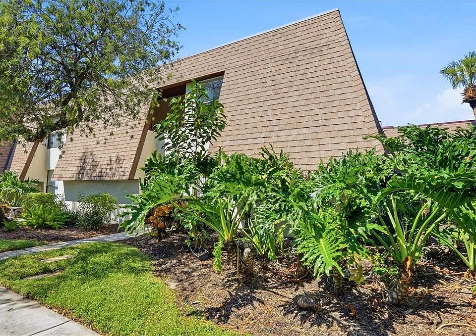 4652 Ringwood Mdw #38