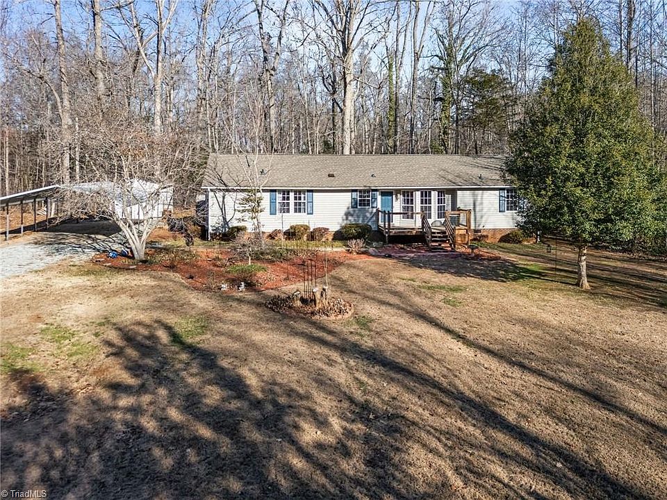 1st image of 105 Misty Hollow Rd