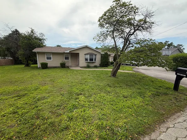 111 Orchard St, Catlin, IL 61817