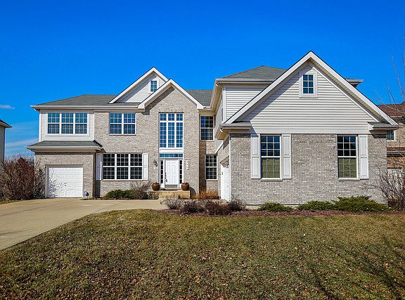 2nd image of 480 Blue Heron Cir