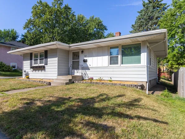717 Hall Ave, Saint Paul, MN 55107