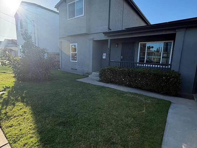 6262 Stewart St — Photo 32