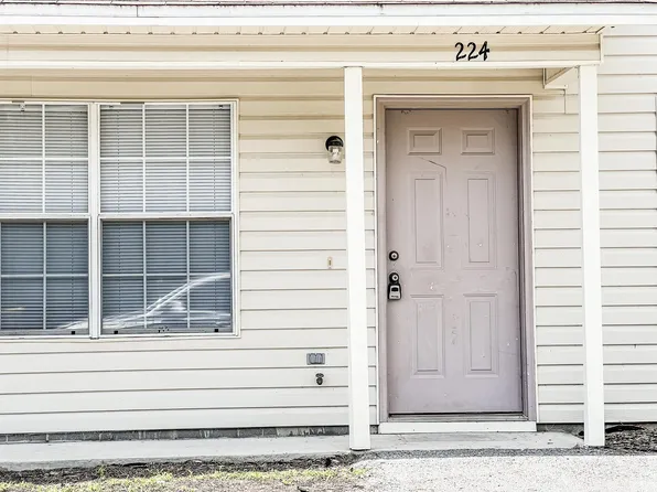 224 Runnymeade Dr, Crestview, FL 32539