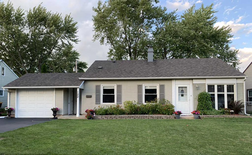 122 Crestwood Dr photo 1