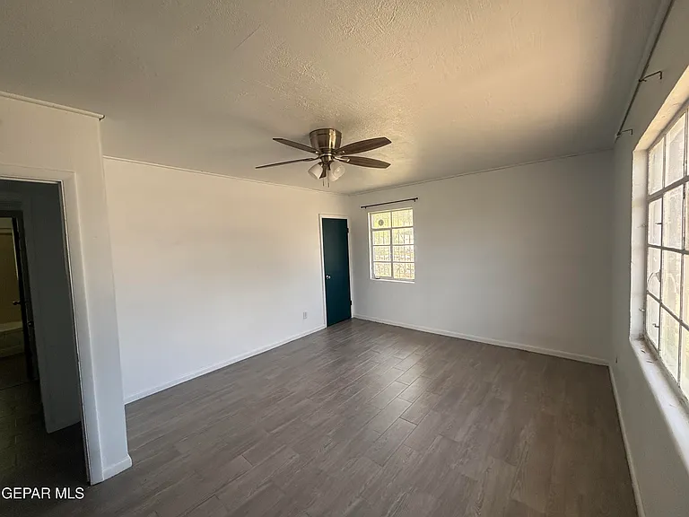 619 Alethea Park Dr — Photo 10