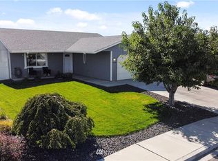 920 Gemstone St, Othello, WA 99344